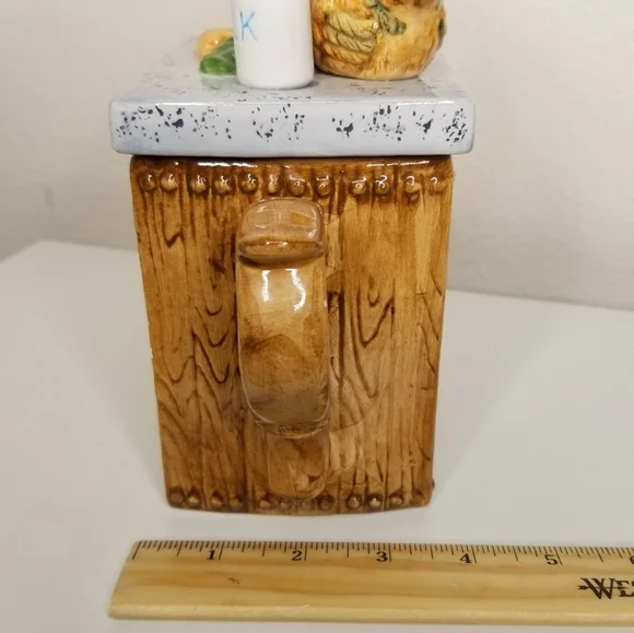 World Bazaars Hen House Mini Teapot Chicken Eggs Milk‎ Carrot Ceramic 3D - Picture 12 of 14